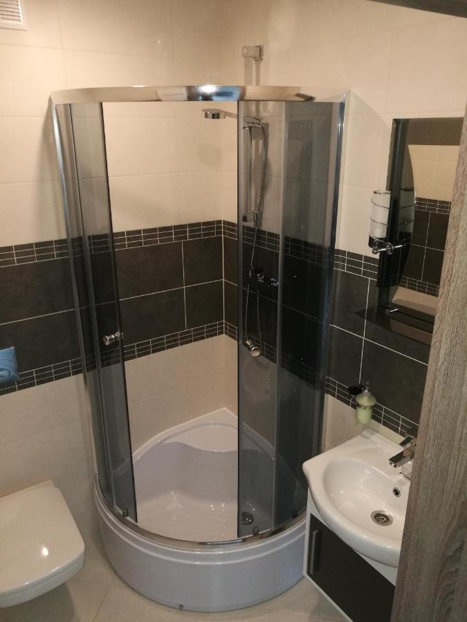 Caloroczne Domy Do Wynajecia Narty Ngoại thất bức ảnh