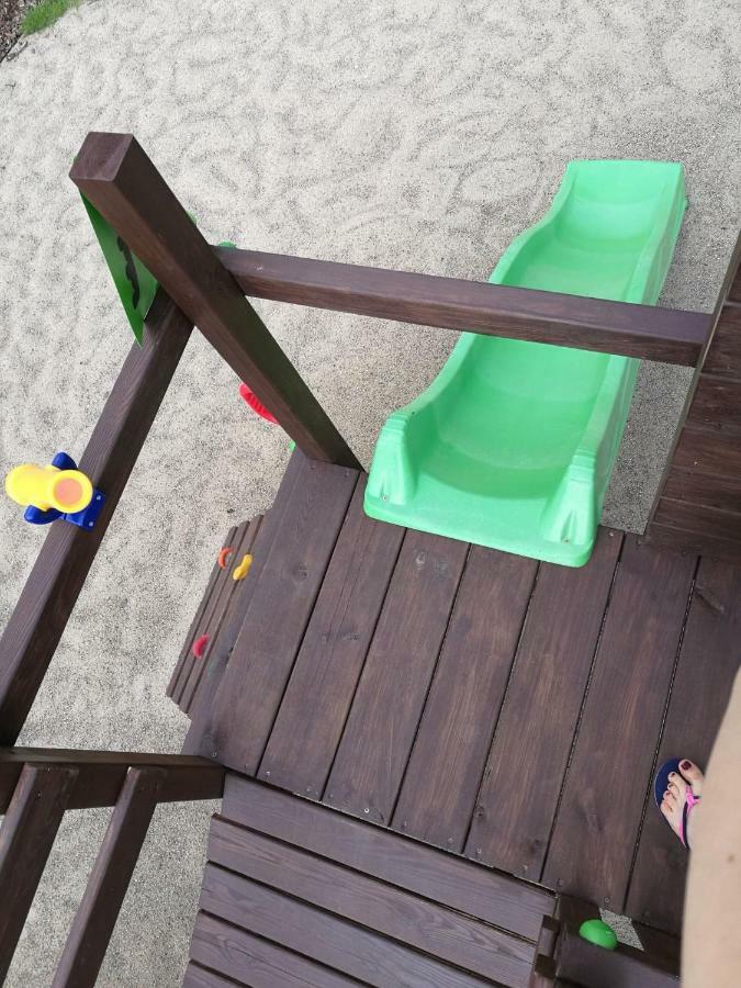 Caloroczne Domy Do Wynajecia Narty Ngoại thất bức ảnh